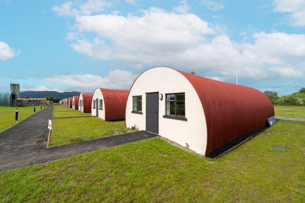ホテル Cultybraggan Hut 34 Mill of Fortune エクステリア 写真